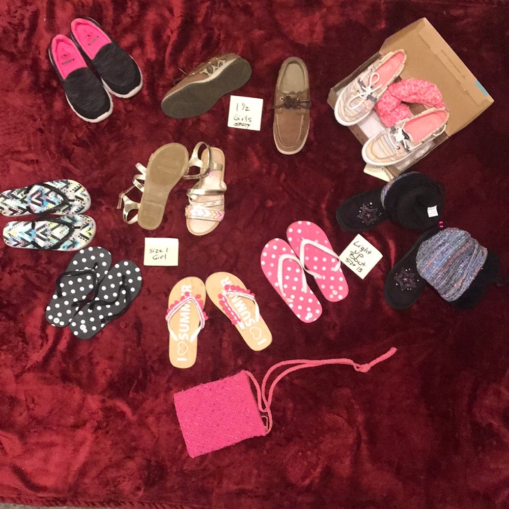 Girls shoes size 13 to 1. 1/2